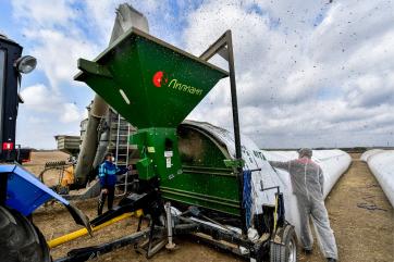 Армен Налбандян: в 2023 году в рукавах будет храниться 10-12 млн тонн зерна